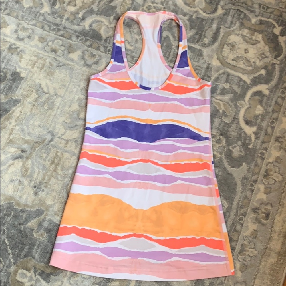 Lululemon tank